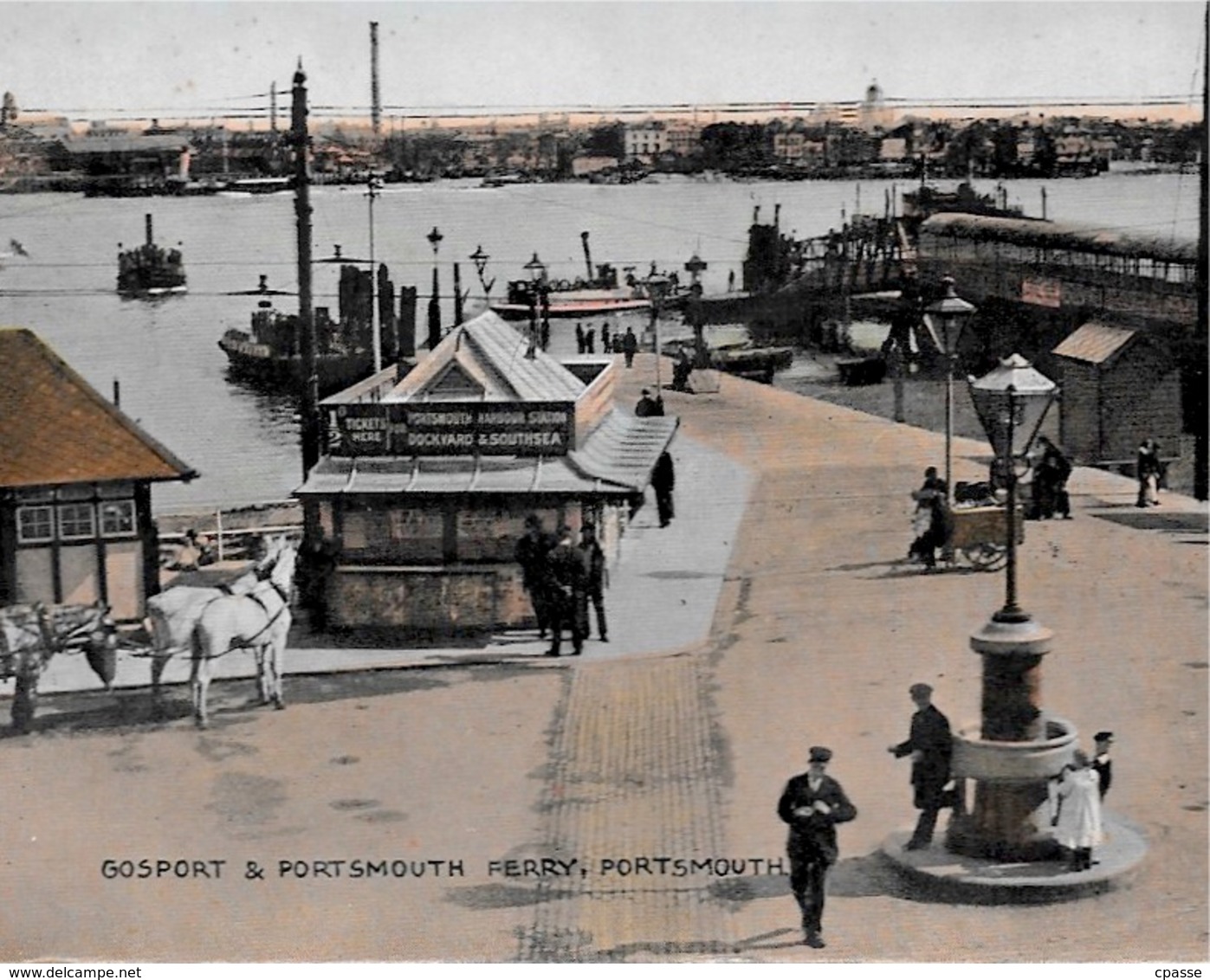 CPA Post Card PORTSMOUTH Hampshire - GOSPORT & PORTSMOUTH FERRY ° M. & Co. - Portsmouth