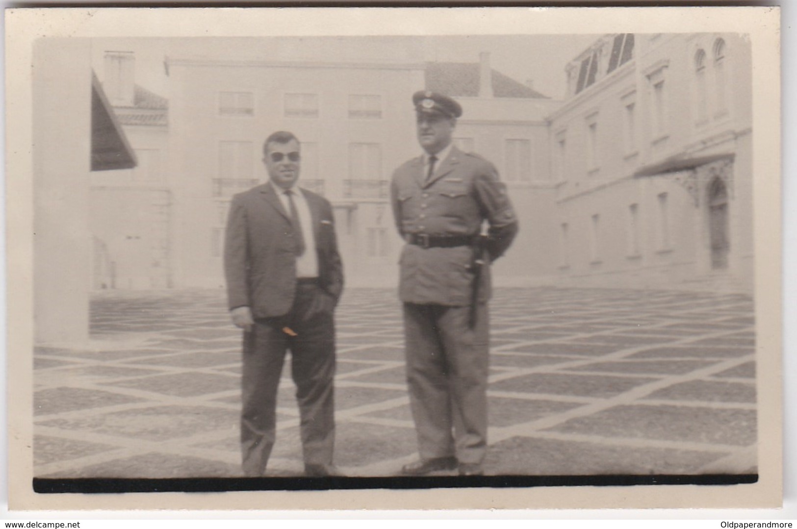 PORTUGAL PHOTO PHOTOGRAPH - PHOTOGRAPHY   - MILITAR - POLICE   -  5,8 Cm X 9 Cm - Guerre, Militaire