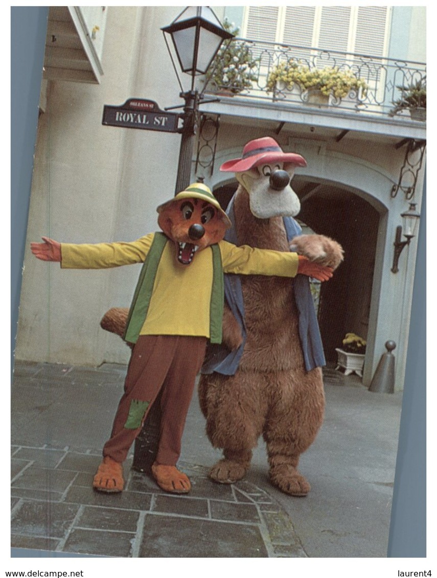 (135) USA - Disney Brer Bear & Fox - Disneyland