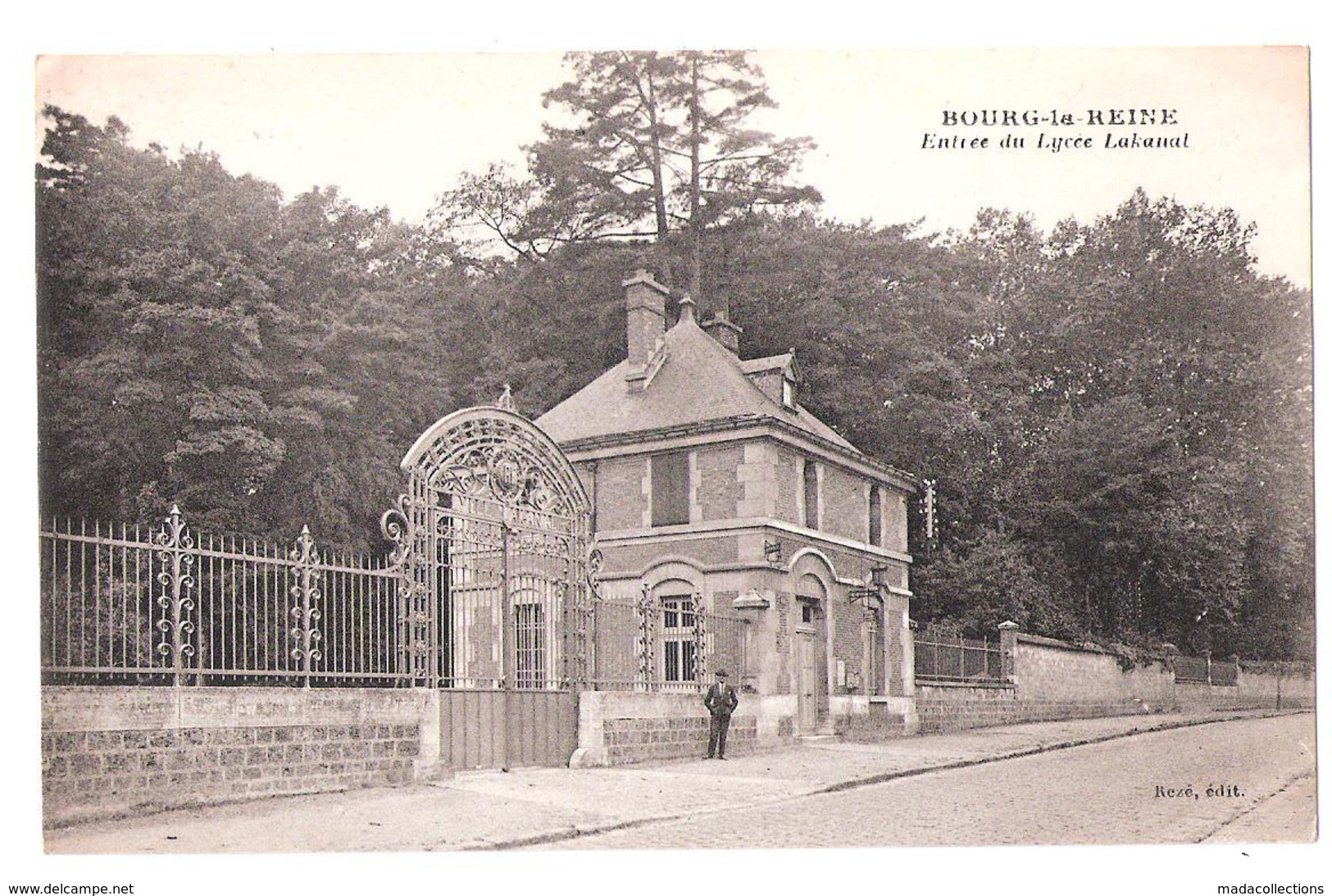 Bourg La Reine   (92 - Hauts De Seine) Entrée Du Lycée Lakanal - Bourg La Reine