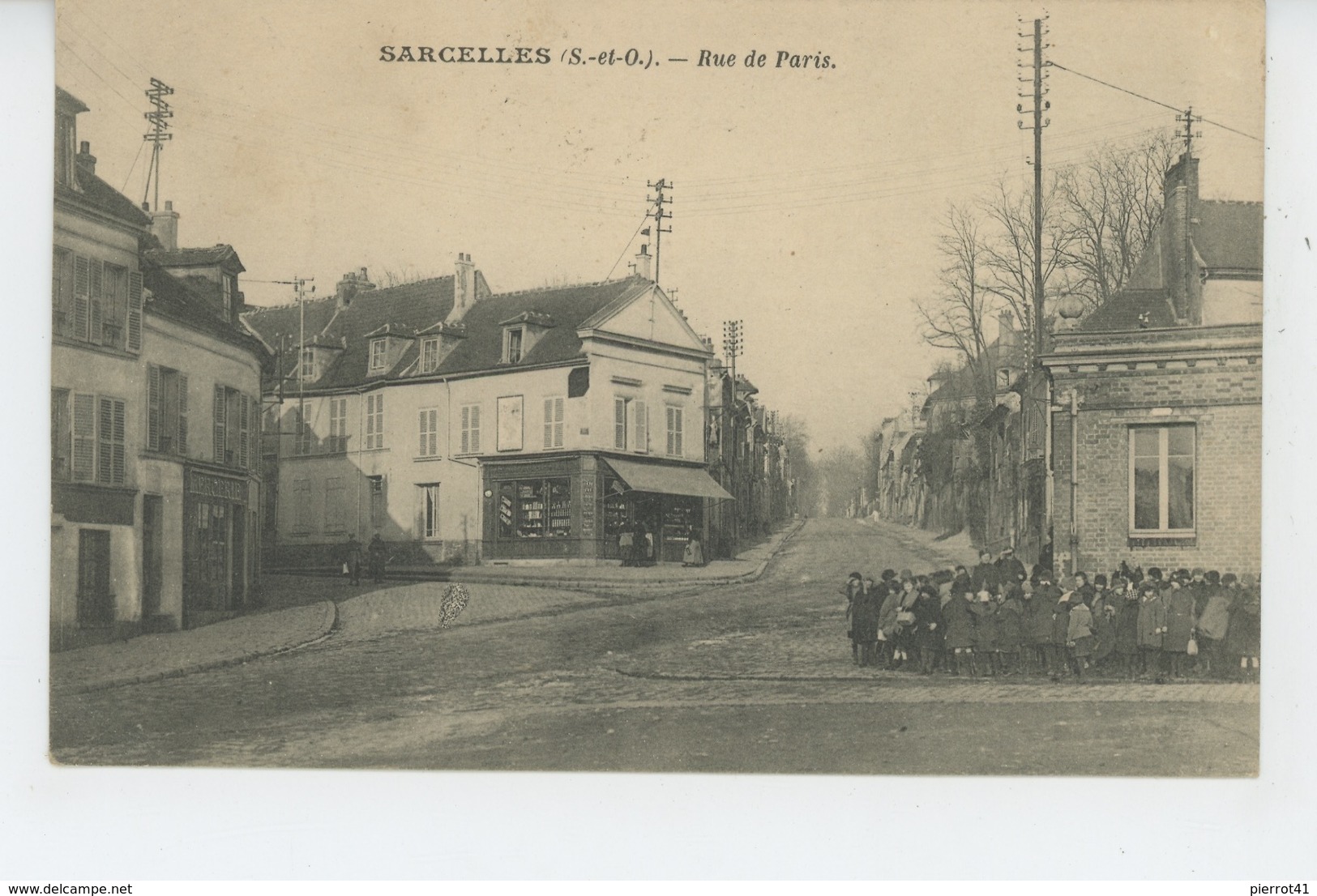 SARCELLES - Rue De Paris - Sarcelles
