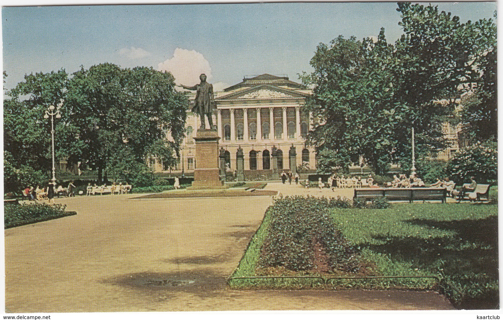 Leningrad - Arts Square: Statue Of Pushkin, In The Background The Russian Museum - (USSR) - Rusland