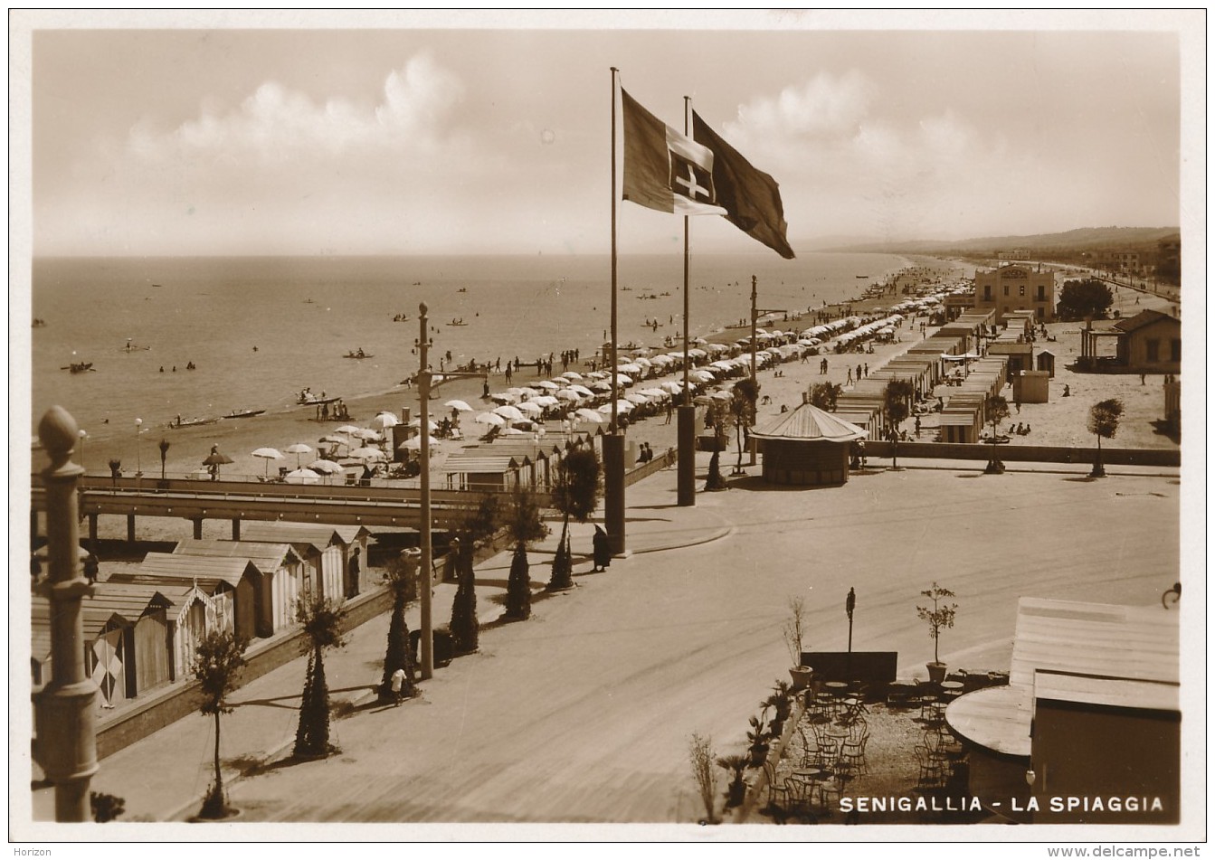 U.9.  SENIGALLIA - La Spiaggia - 1937 - Senigallia