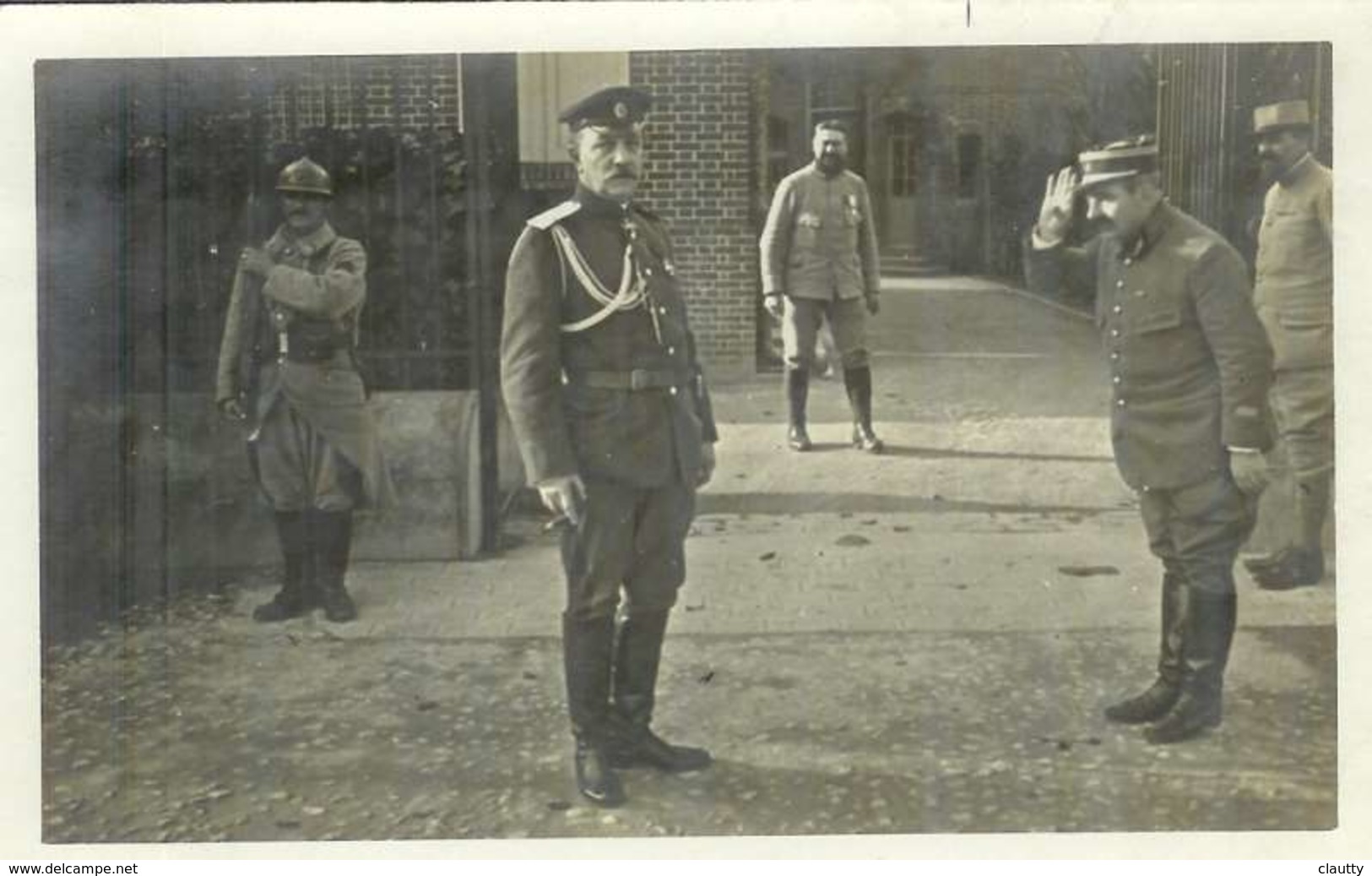 Carte Photo , Officier Russe Sur Le Front De L'est De La France , Ww1 , Non écrite - Guerre 1914-18