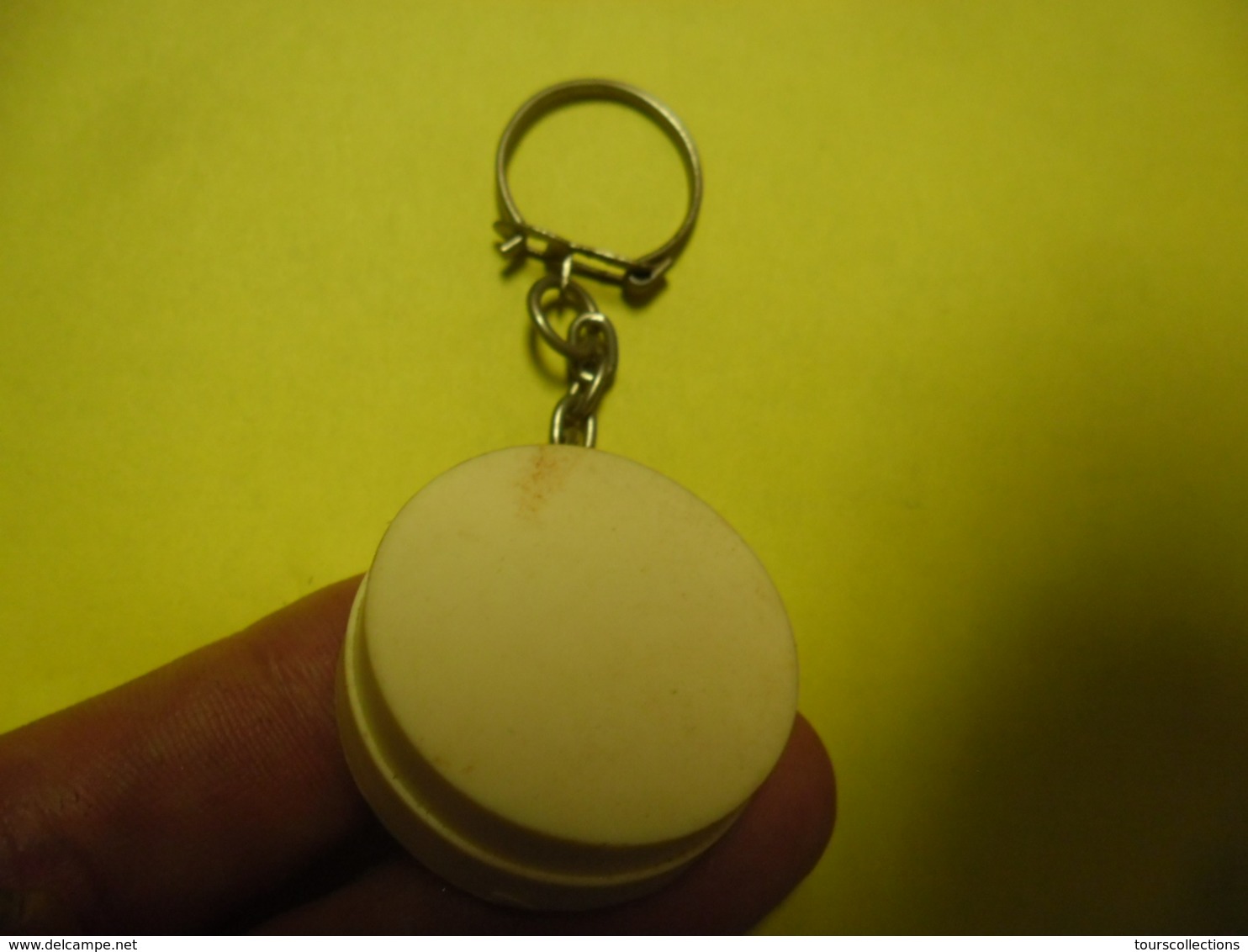 1 PORTE CLEFS LA VACHE QUI RIT - Fromage Au Munster @ Vers 1965 - Porte-clefs