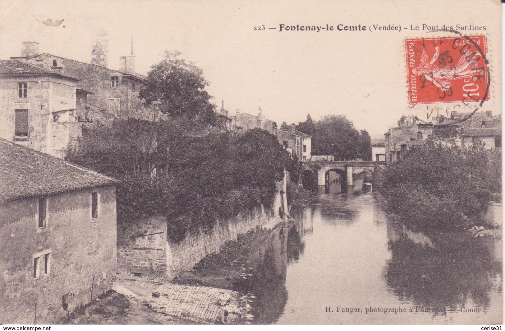 CPA - 223. FONTENAY LE COMTE (Vendée) - Le Pont Des Sardines - Fontenay Le Comte