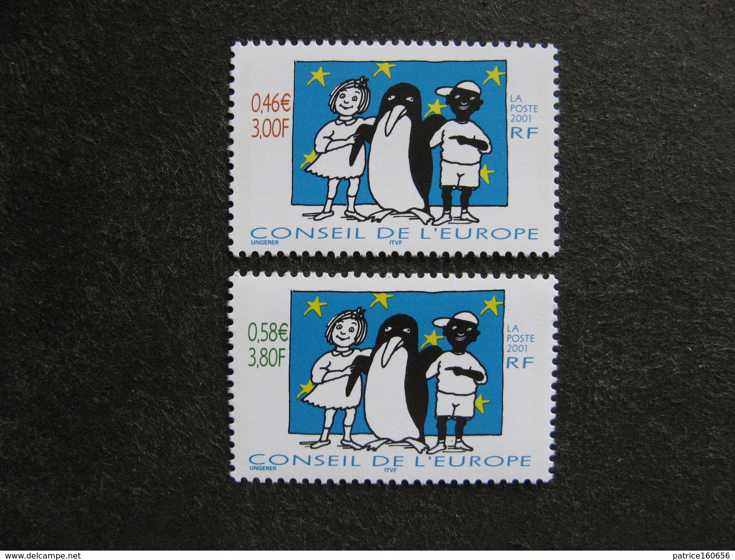 TB Paire De Timbres De Service N° 122 Et N°123, Neufs XX . - Neufs