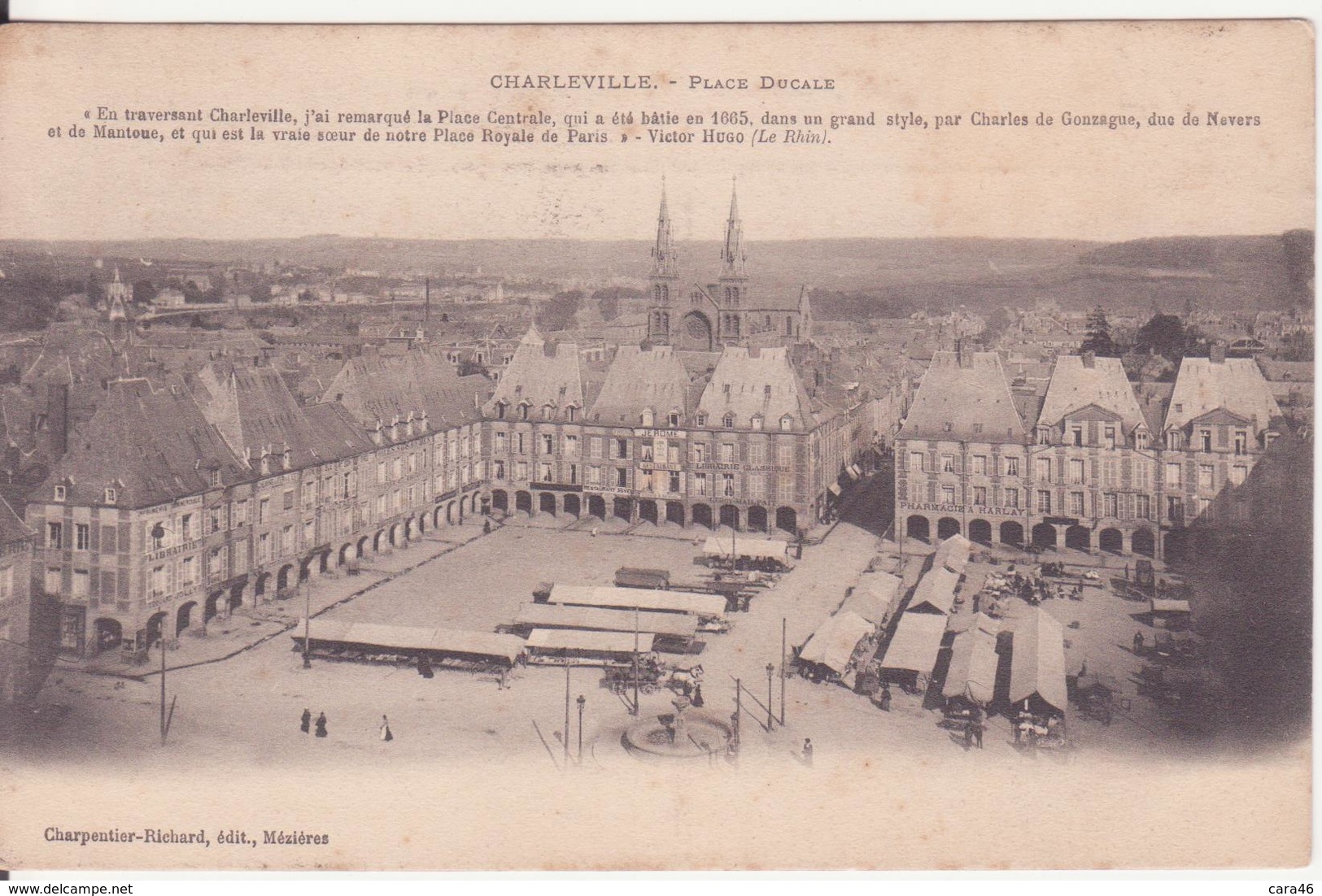 CPA - CHARLEVILLE Place Ducale - Charleville