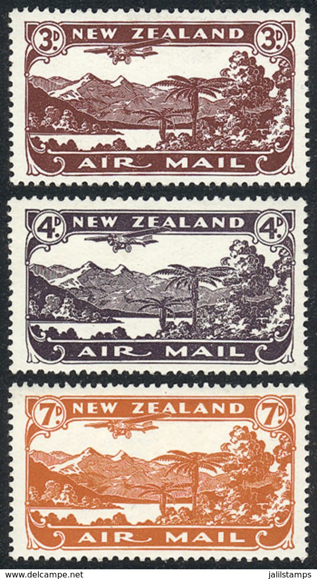 1624 NEW ZEALAND: Sc.C1/C3, 1931 Complete Set Of 3 Values With Very Light Hinge Mark, Excellent Quality, Catalog Value U - Luftpost