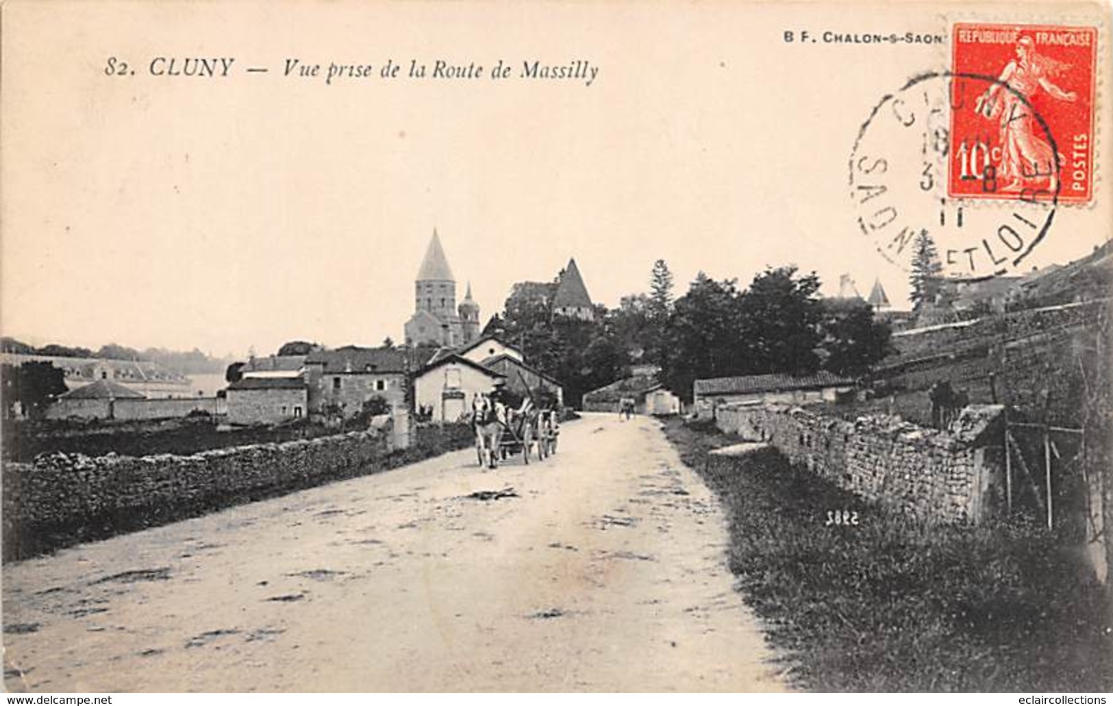 Cluny     71      Vue Prise De La Route De Massilly        (voir Scan) - Cluny