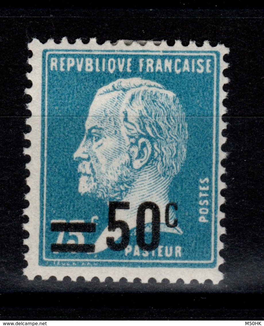 YV 219 N* Pasteur Cote 4 Euros - Neufs