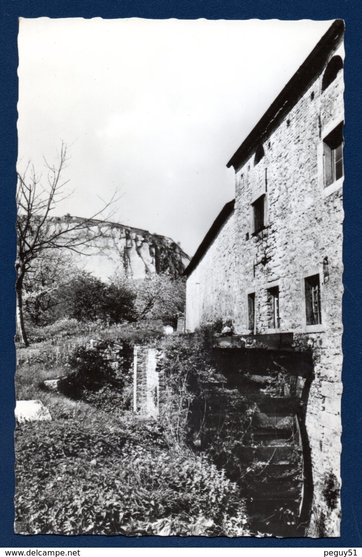 Village Des Awirs (Flemalle). Le Moulin Valentin ( 1686) - Flémalle