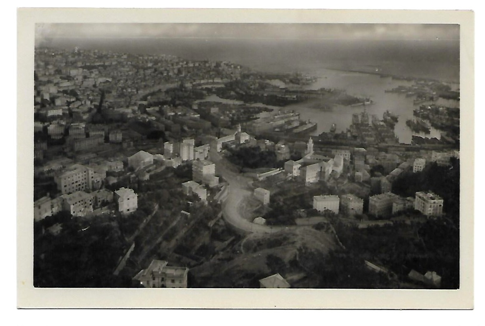 GENOVA -  PANORAMA AEREO- Formato Piccolo - Genova