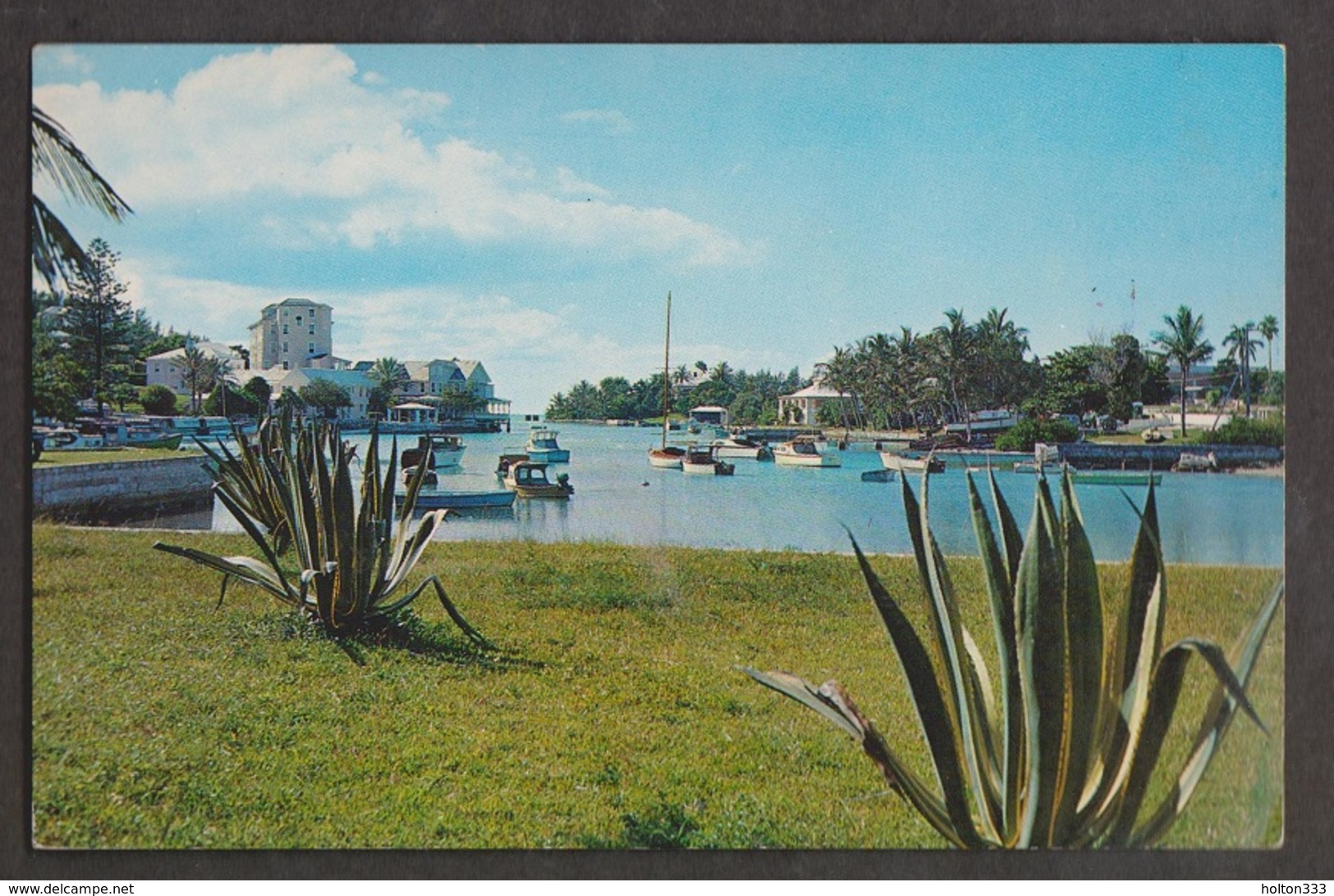 Coral Island Club In Flatt's Inlet, Bermuda - Uunsed - Bermuda