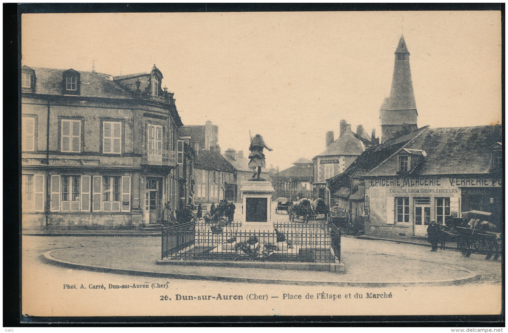 18 -- Dun - Sur - Auron -- Place De L'Etape Et Du Marche - Dun-sur-Auron