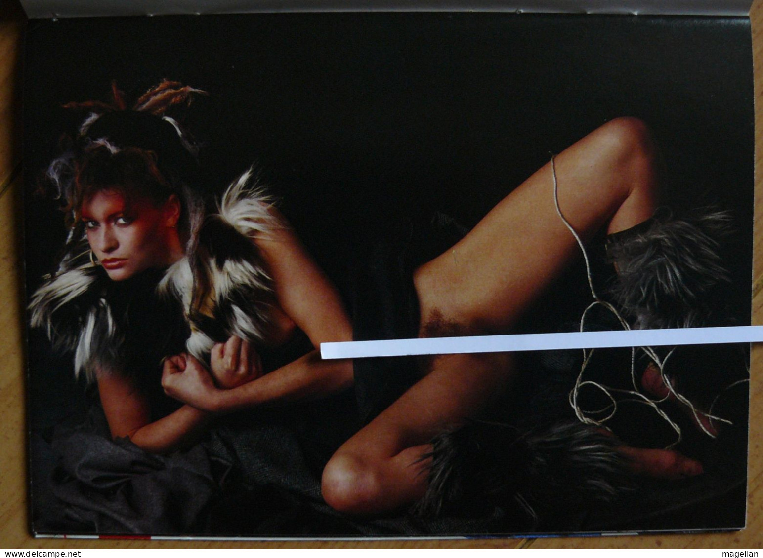 LUI - N° 264 décembre 1985 avec son supplément : Agenda érotique 1986 - Femmes nues
