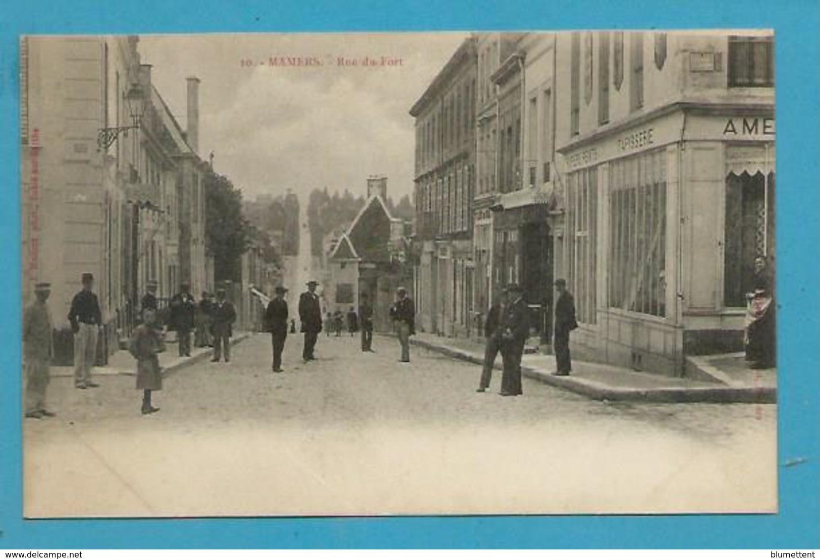CPA 10 - Rue Du Fort MAMERS 72 - Mamers