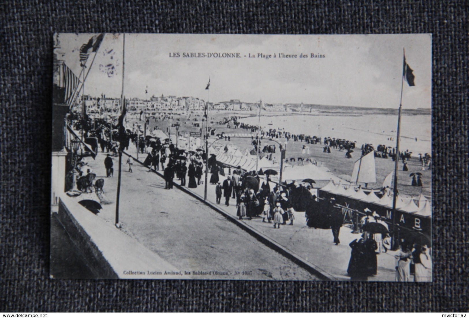 Les Sables D'OLONNE - La Plage à L'heure Des Bains. - Sables D'Olonne