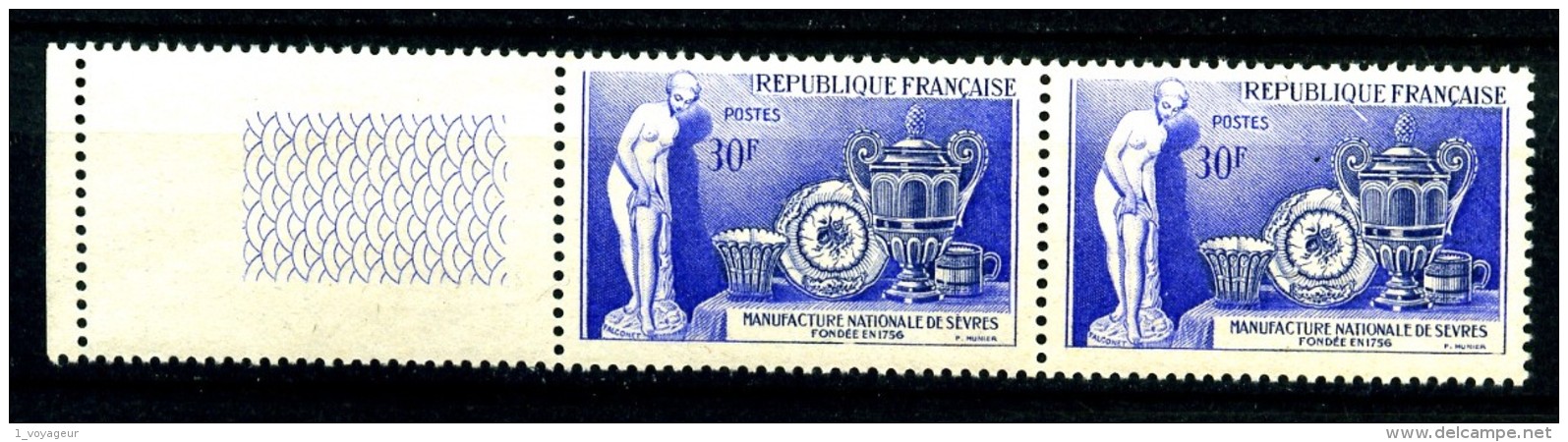 1094 - 30F Sèvres - Variété "sans Accent Sur Sevres" - Neuf N** - En Paire Avec Normal BDF - Très Beau - Ungebraucht