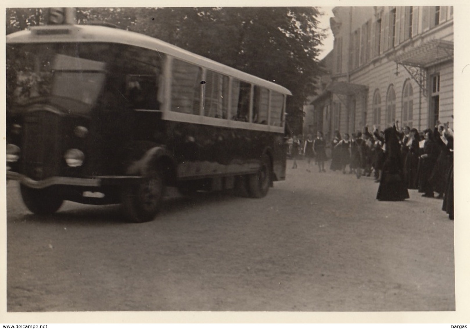 Photo Soeur De NOTRE DAME DES OISEAUX VERNEUIL SUR SEINE Yvelines Seine Et Oise 78 Car Autobus école Etudiant - Places