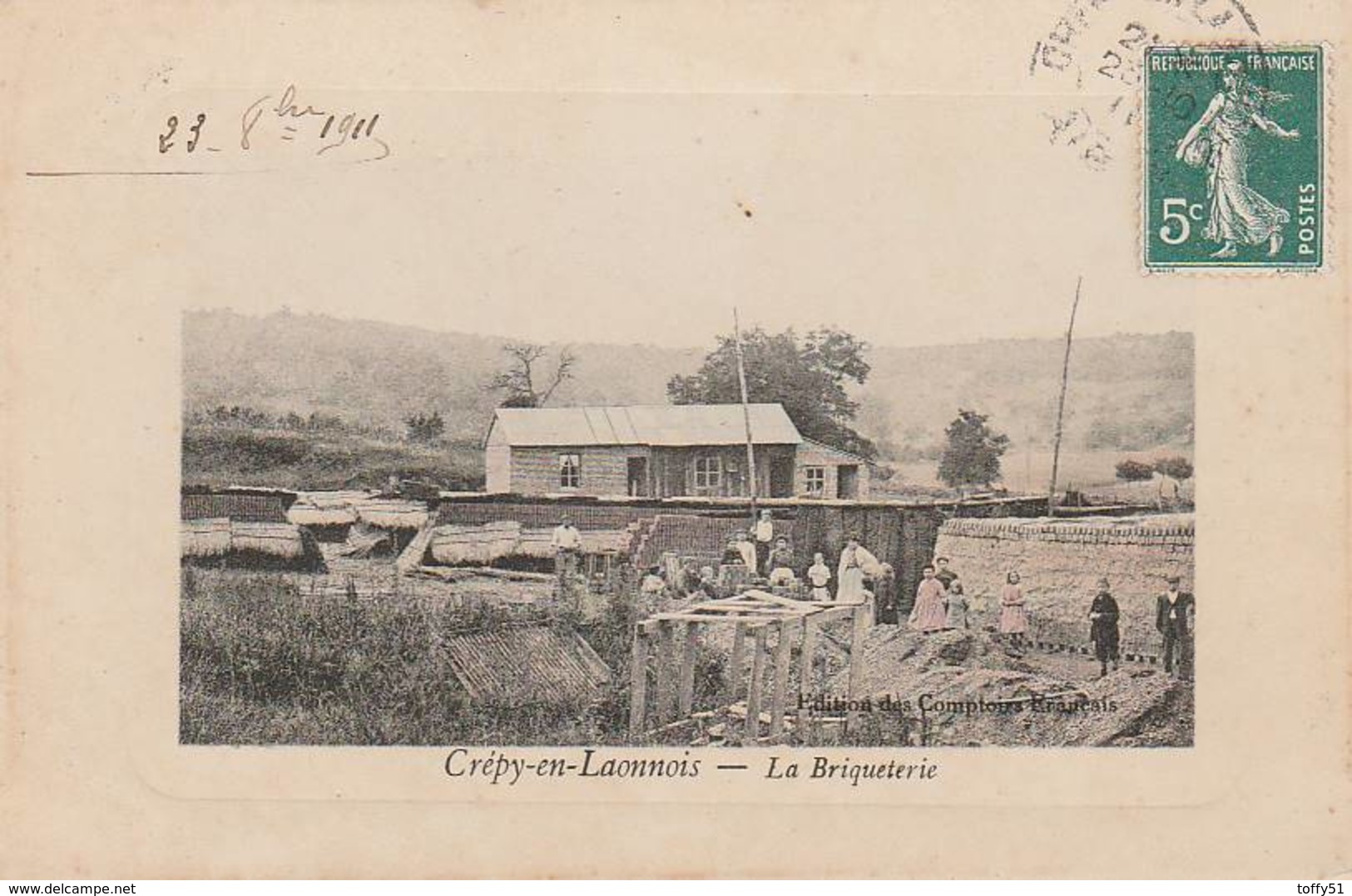 CPA:CRÉPY EN LAONNOIS (02) GROUPE ENFANTS À LA BRIQUETERIE ÉDITION DES COMPTOIRS FRANÇAIS..ÉCRITE - Autres & Non Classés