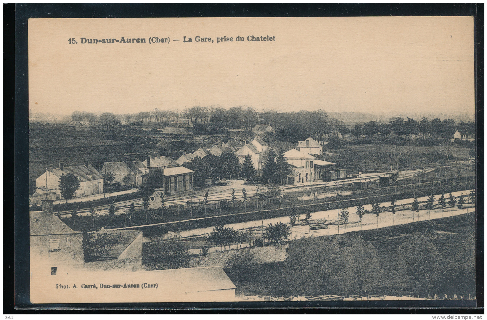 18 -- Dun - Sur - Auron -- La Gare, Prise Du Chatelet - Dun-sur-Auron
