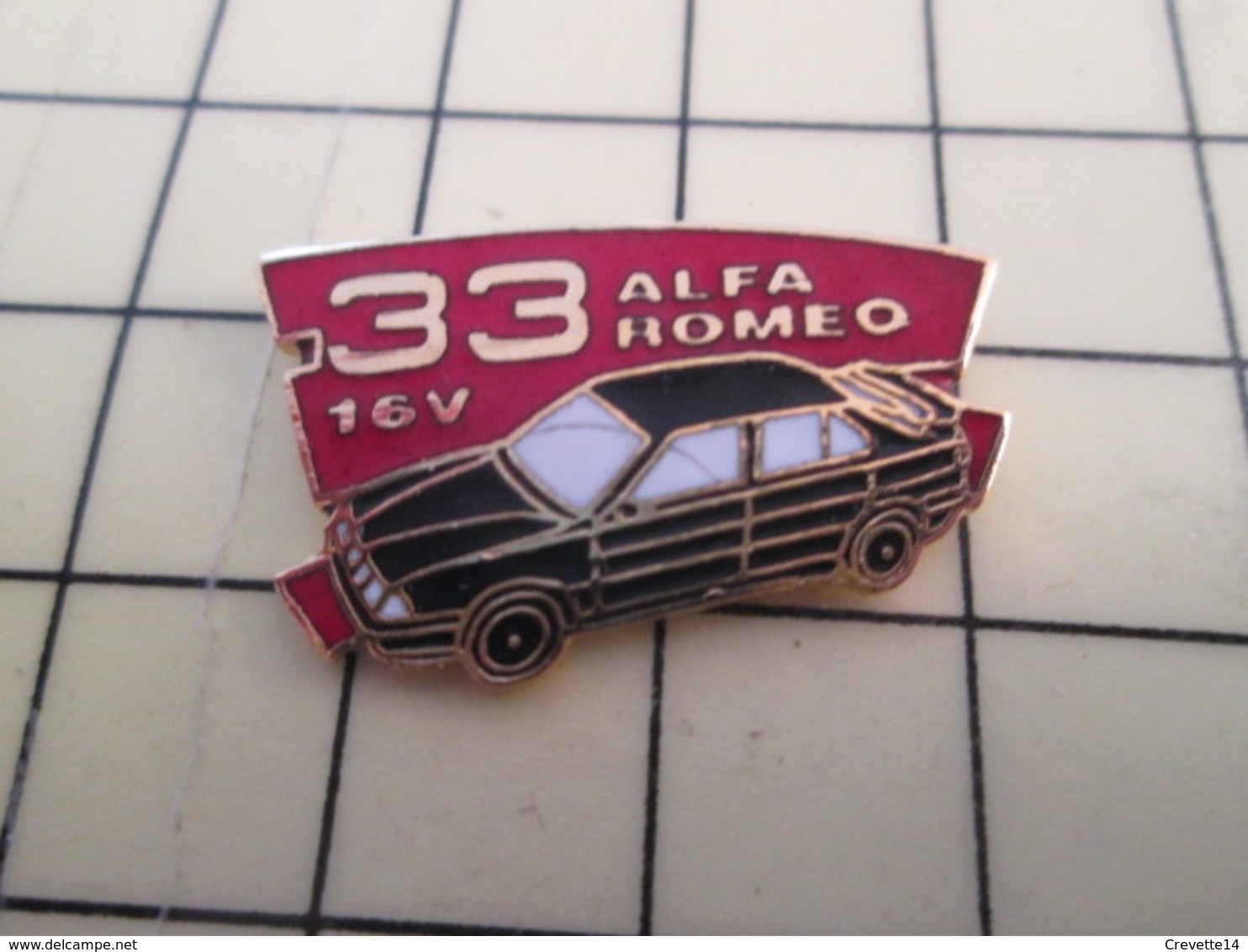 Pin1717 : Pin's Pins / RARE & BELLE QUALITE / THEME : AUTOMOBILE / ALFA ROMEO 33 16V - Alfa Romeo