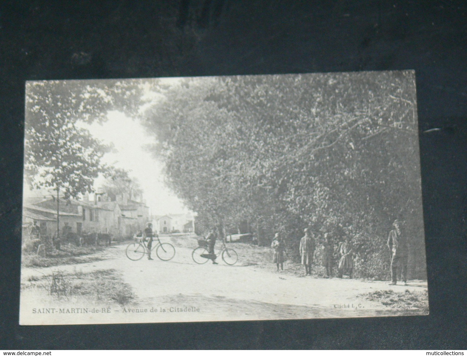 ILE DE RE   / ARDT LA ROCHELLE  1910    /   SAINT MARTIN  .......EDITEUR - Ile De Ré