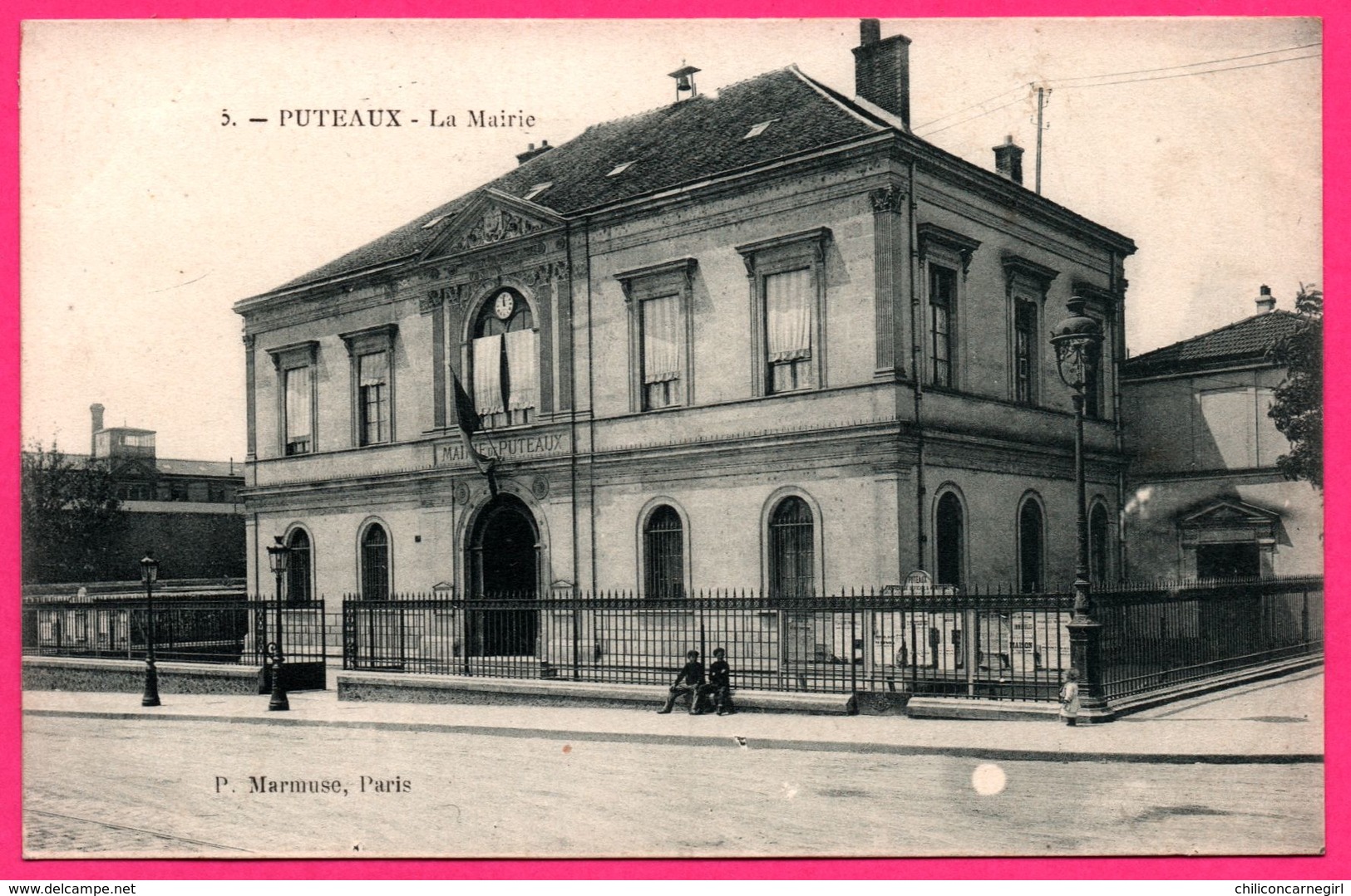 Puteaux - La Mairie - Animée - Edit. Photo P. MARMUSE - Puteaux