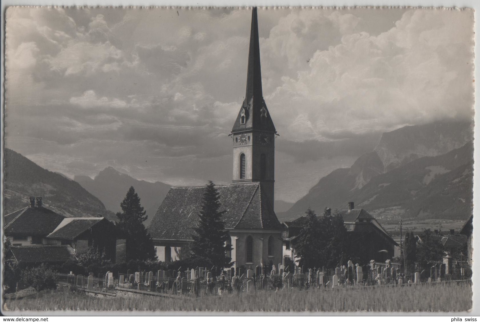 Kirche Von Igis Mit Friedhof - Photo: Berni - Igis