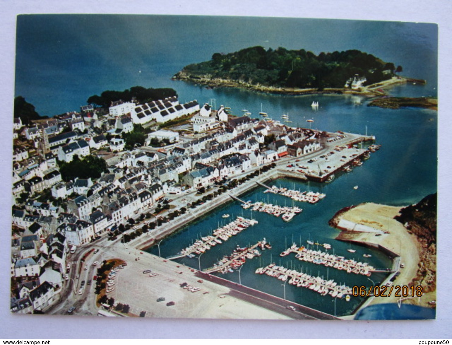 CP 29 TREBOUL Vers Douarnenez - Vue Aérienne Du Port De Plaisance Et De L'ile TRISTAN - Tréboul