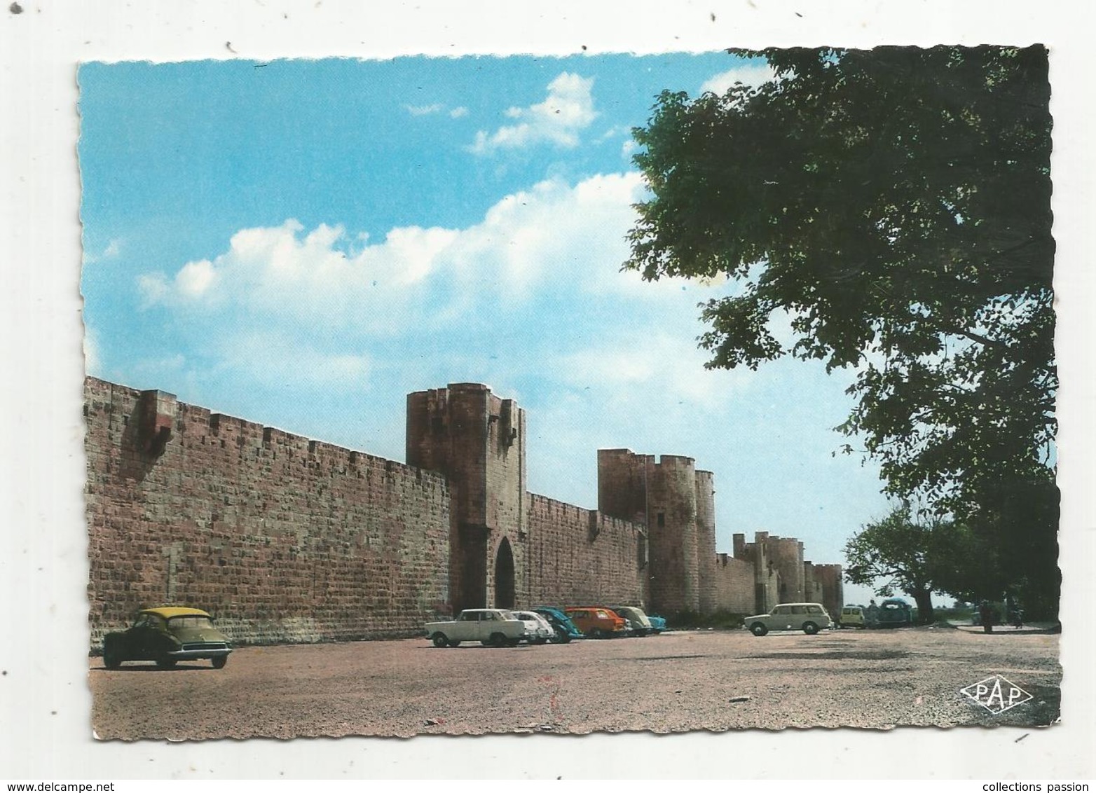 Cp , Automobiles , CITROEN DS... , 30 , AIGUES MORTES , Remparts Côté Sud ,vierge , Ed. Audumares , N° 1404 - Turismo