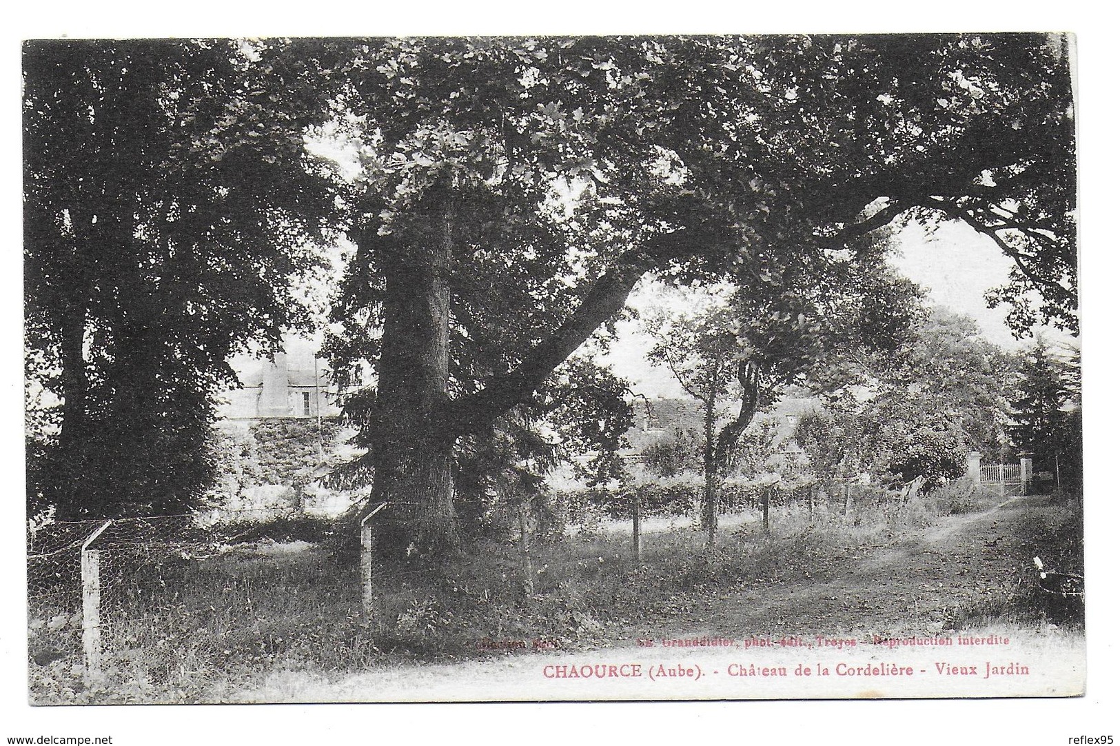 CHAOURCE - Château De La Cordelière - Vieux Jardin - Chaource