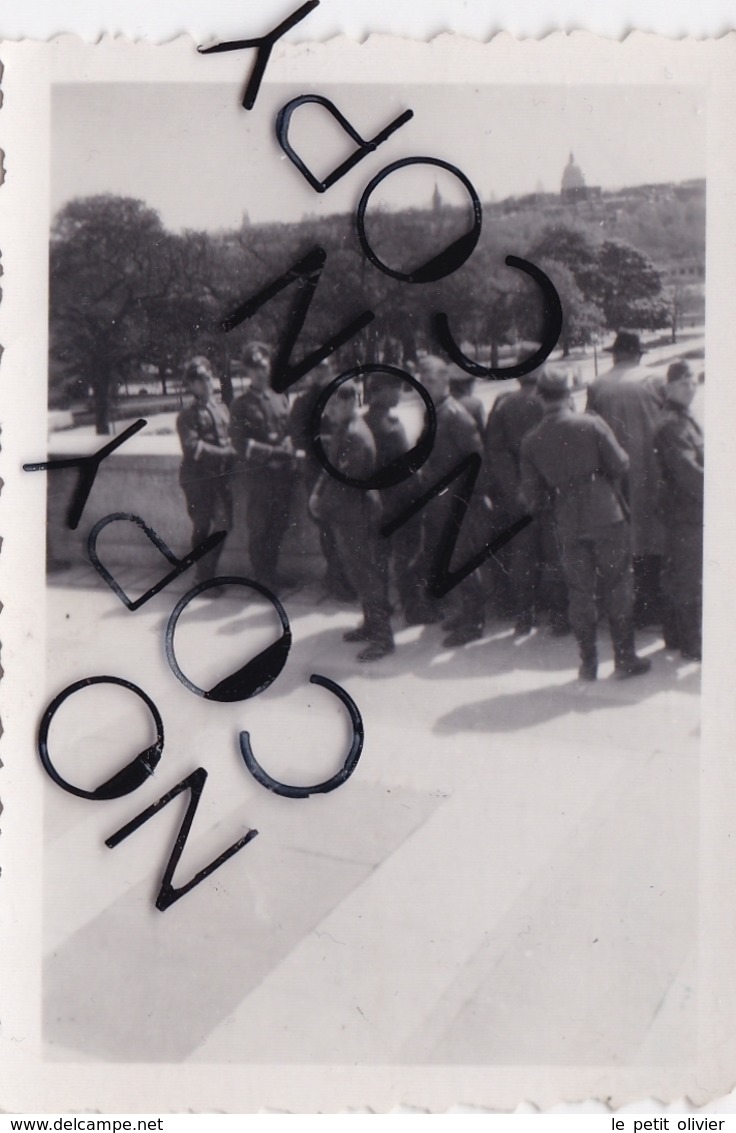 PHOTO ORIGINALE 39 / 45 WW2 WEHRMACHT FRANCE PARIS MAI 1941 SOLDATS ALLEMANDS LA VISITE DE LA VILLE - Guerre, Militaire