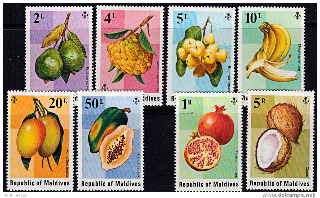 B5083 MALDIVE ISLANDS 1975,  SG 559-66  Fruit,  MNH - Maldive (1965-...)