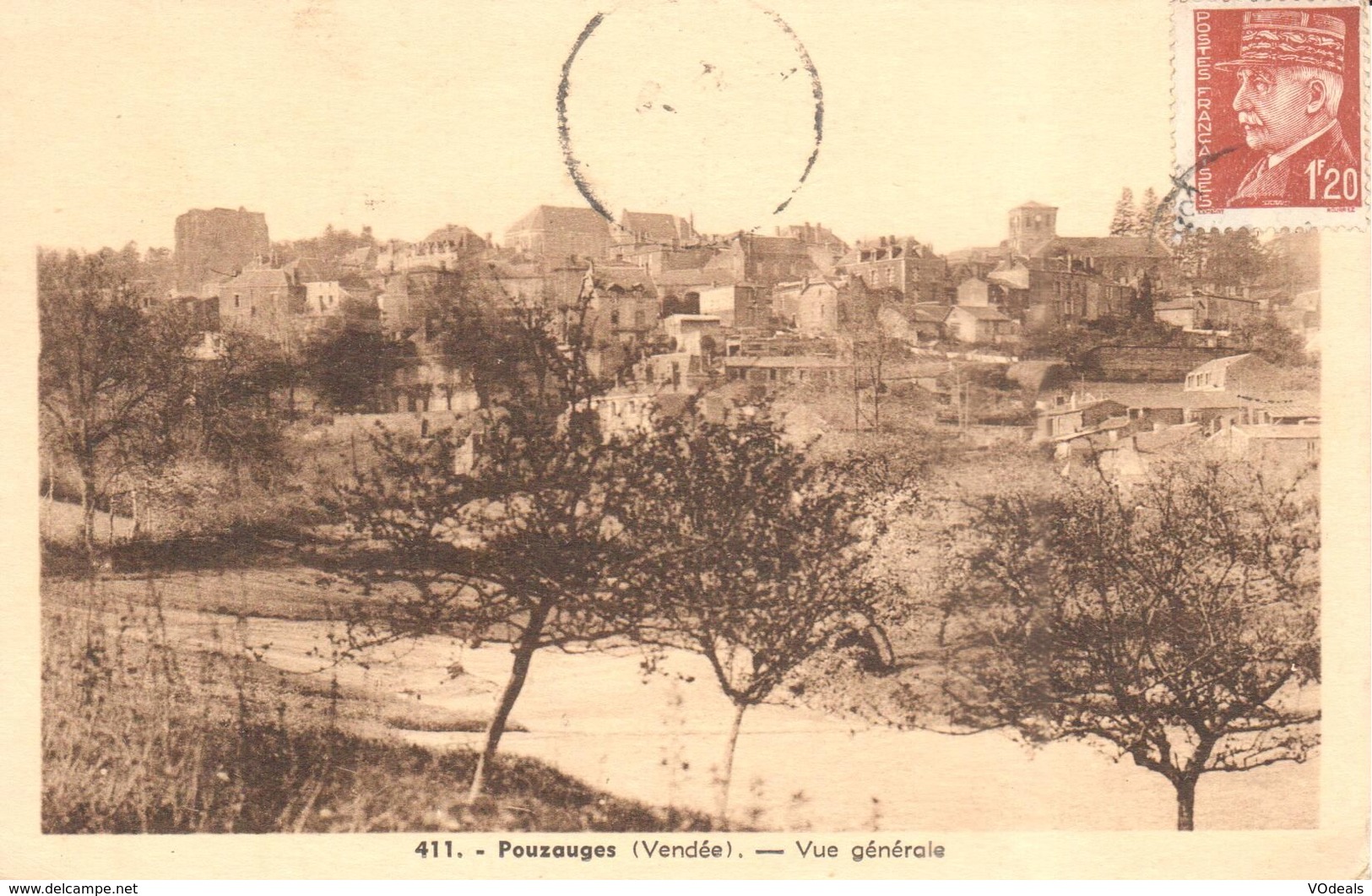 (85) Vendée - CPA - Pouzauges - Vue Générale - Pouzauges