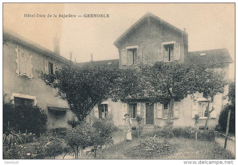 38 // GRENOBLE    Hotel Dieu De La Bajatière ** - Grenoble