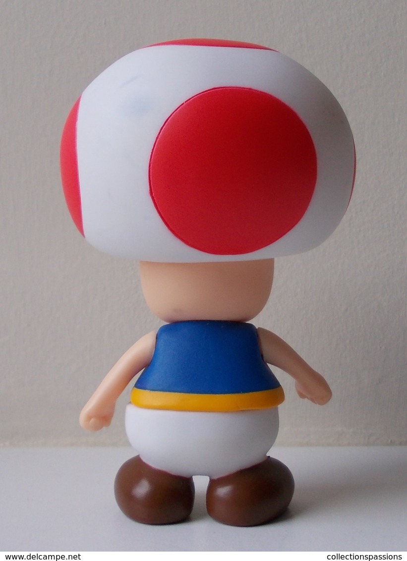 - TOAD - Super Mario - - Video Games