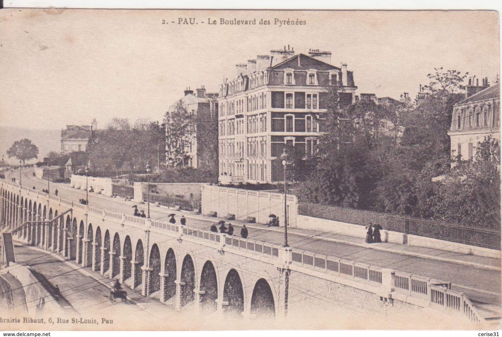 CPA - 2. PAU Le Boulevard Des Pyrénées - Pau