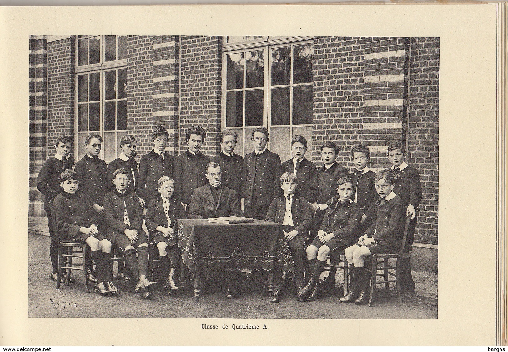 Ecole Institution Saint Jude à Armentières Nord Année 1925 - 1926 - 1901-1940