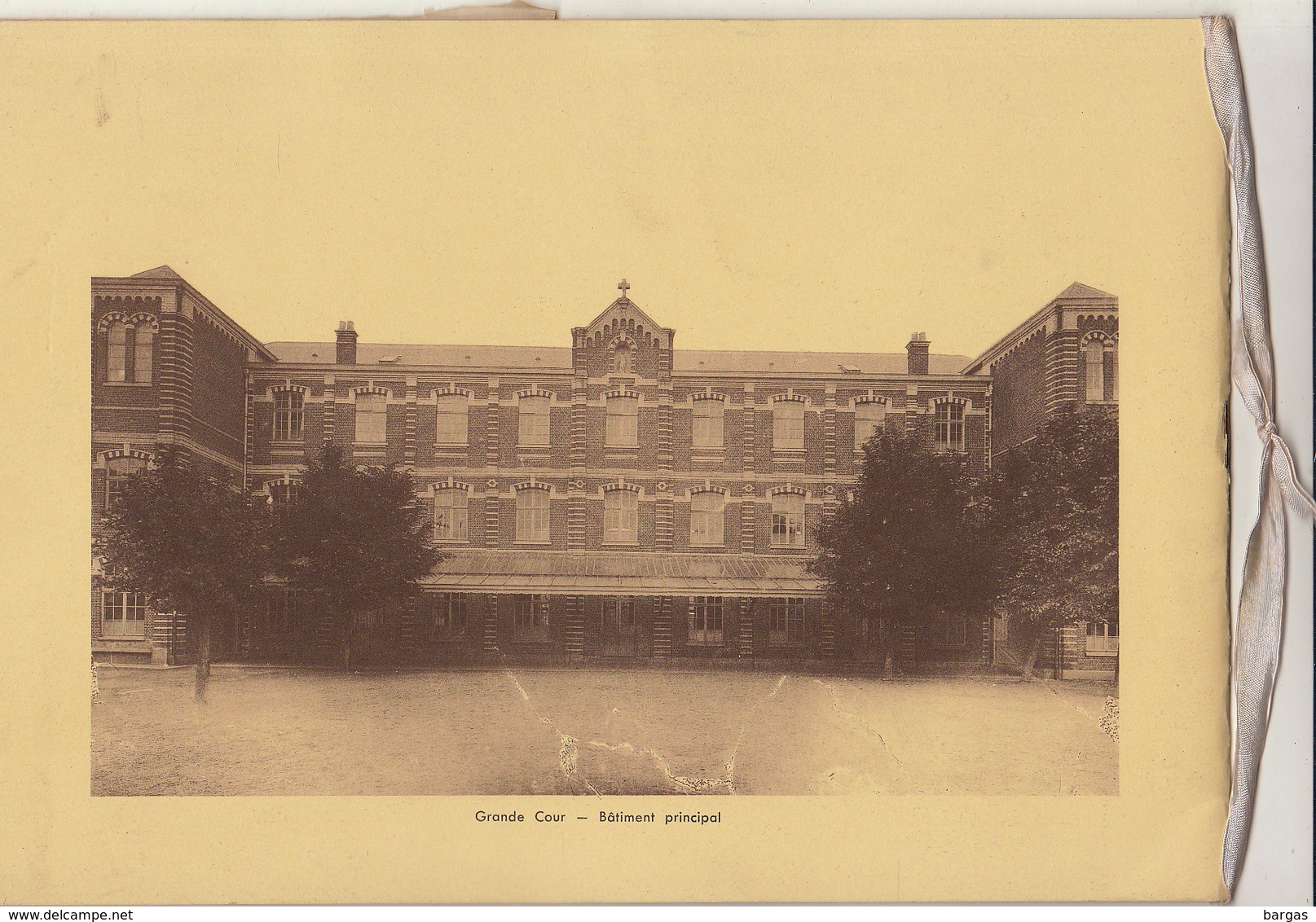 Ecole Institution Saint Jude à Armentières Nord Année 1933 - 1934 - 1901-1940