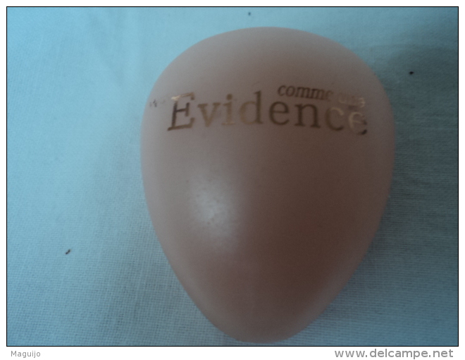 YVES ROCHER " COMME UNE EVIDENCE" PARFUM CREME  TRES BON ETAT  LIRE ET VOIR!! - Miniatures Femmes (sans Boite)