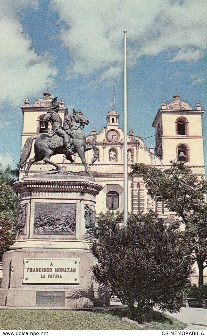Honduras - Tegucigalpa - Estatua General Francisco Marazan 1961 - Honduras