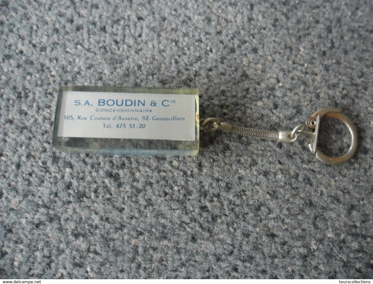 1 PORTE CLEFS CAMION SAVIEM RENAULT Auto Automobile Vers 1965 - Key-rings