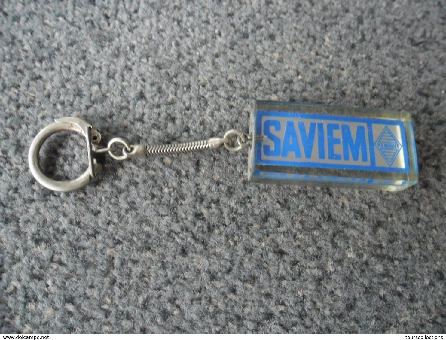 1 PORTE CLEFS CAMION SAVIEM RENAULT Auto Automobile Vers 1965 - Key-rings