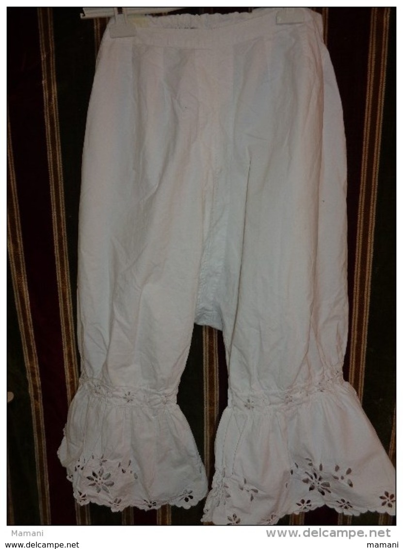 Lot De 9 Culottes De Grand Mere -ado-enfant Pour Theatre Folklore-- - 1900-1940