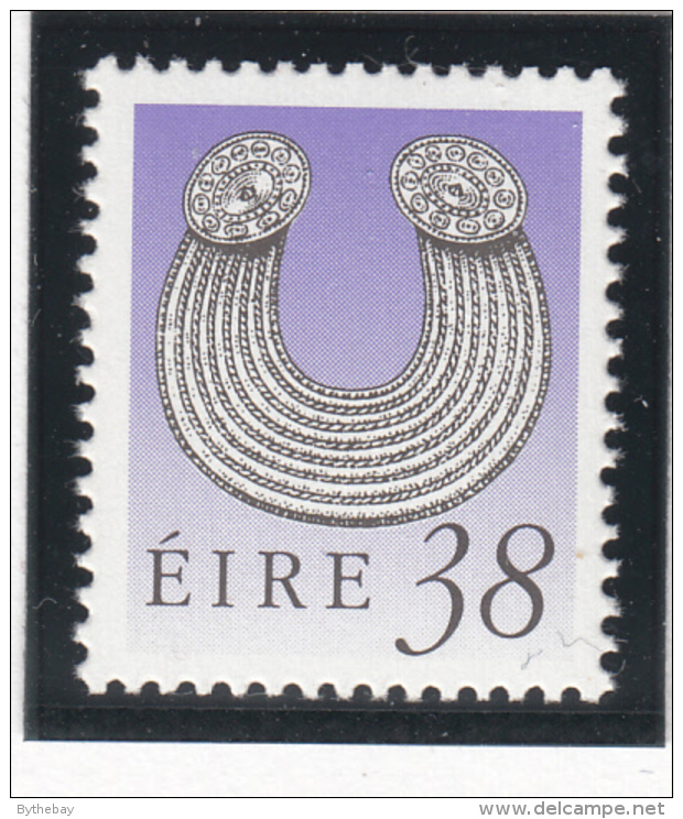 Ireland 1990-95 MNH Scott #784 38p Gleninsheen Collar Art Treasures - Ungebraucht