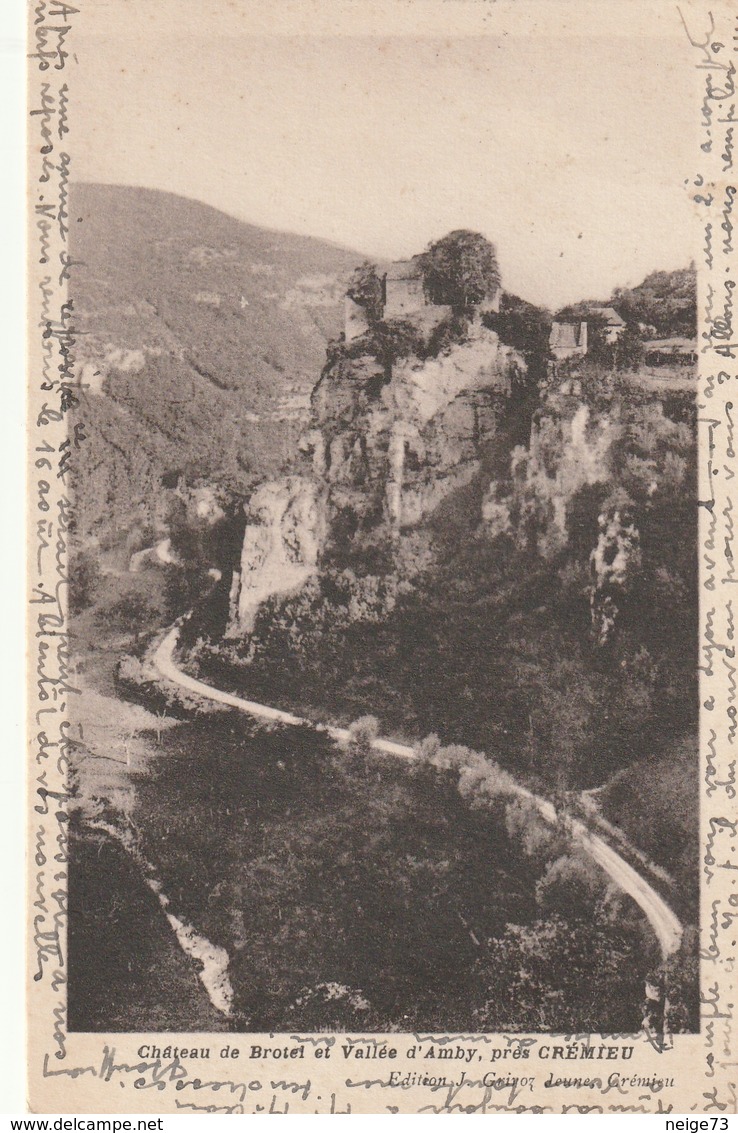 Carte Postale Ancienne De L'Isère - Château De Brotel Et Vallée D'Amby, Près Crémieu - Crémieu
