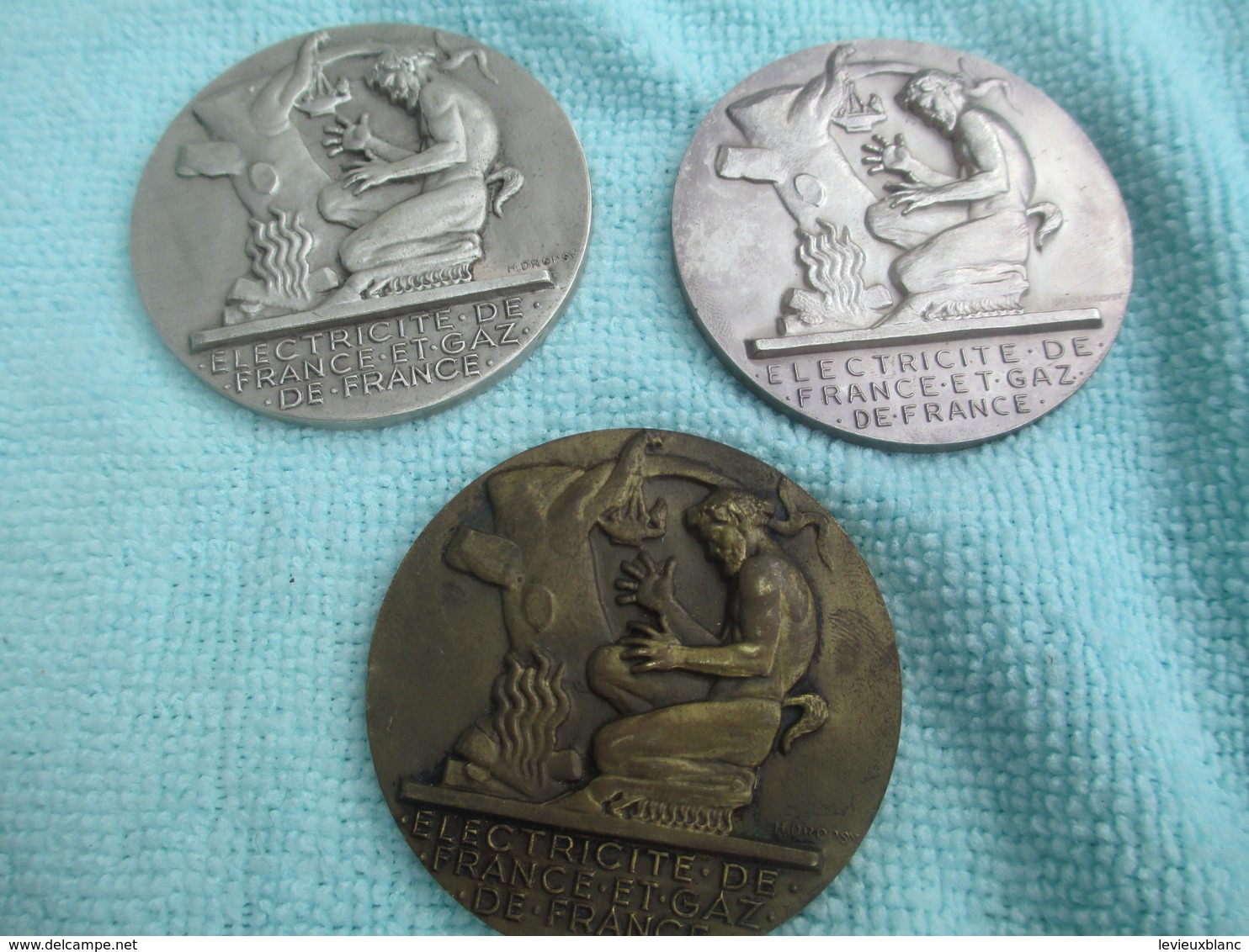 3 médailles Ancienneté/EDF et GDF/20-25-30 années de service/G MARCHAND/ H Dropsy/vers 1950-70                    MED203