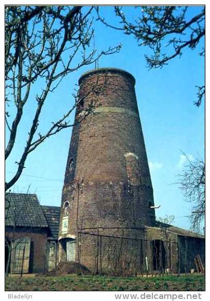 Ooij Bij ZEVENAAR (Gelderland) - Molen/moulin - Historische Opname Van De Verdwenen Molenromp 'De Ooijse Kroon' In 1962 - Zevenaar